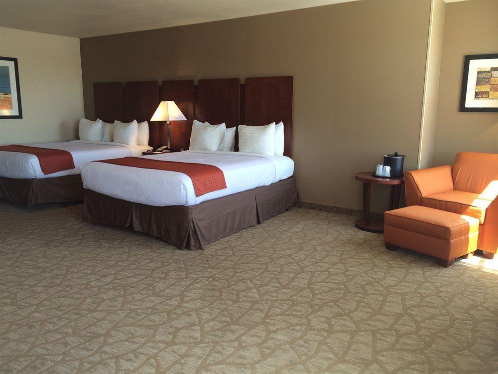 Holiday Inn Roswell By Ihg Εξωτερικό φωτογραφία